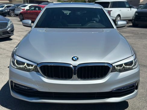 Used 2018 BMW 530i xDrive AWD/4WD image 3