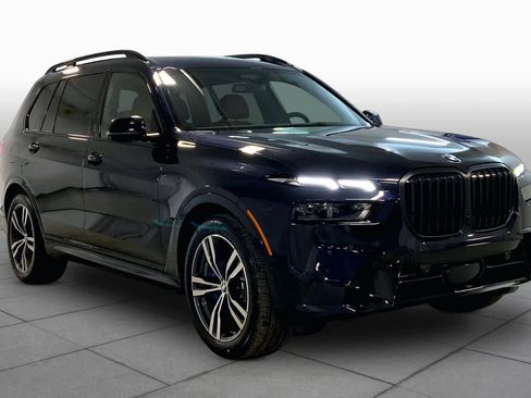 New 2026 BMW X7 xDrive40i w/ Executive Package AWD/4WD image 2