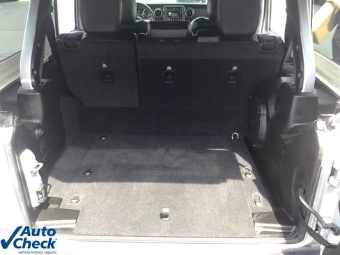 Used 2022 Jeep Wrangler Unlimited Sahara 4xe w/ Cold Weather Group image 17