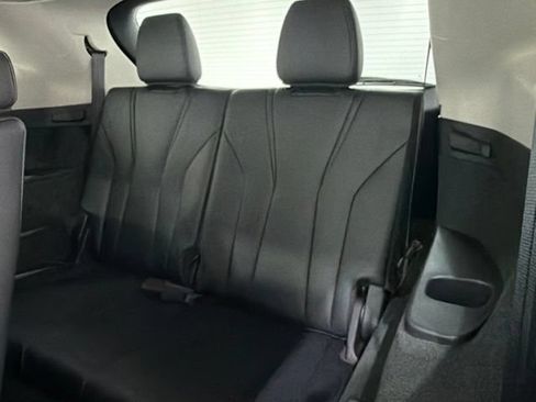 Certified 2023 Acura MDX SH-AWD image 17