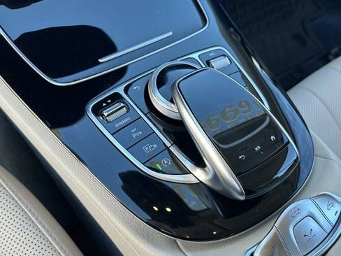 Used 2023 Mercedes-Benz E 450 4MATIC Cabriolet image 29