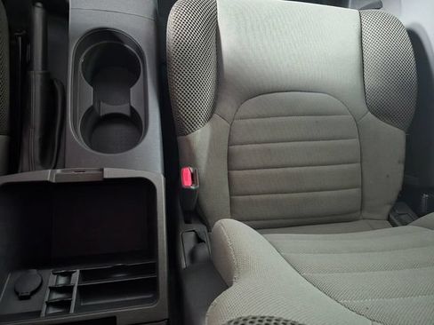 Used 2006 Nissan Xterra SE AWD/4WD image 29