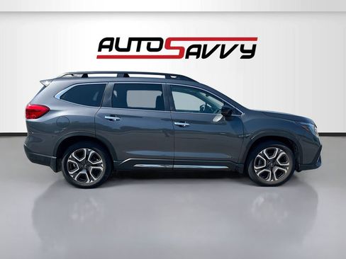 Used 2024 Subaru Ascent Touring AWD/4WD image 8