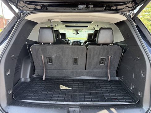 Used 2018 Chevrolet Traverse LT FWD image 11