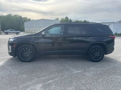 Used 2023 Chevrolet Traverse RS AWD/4WD image 3