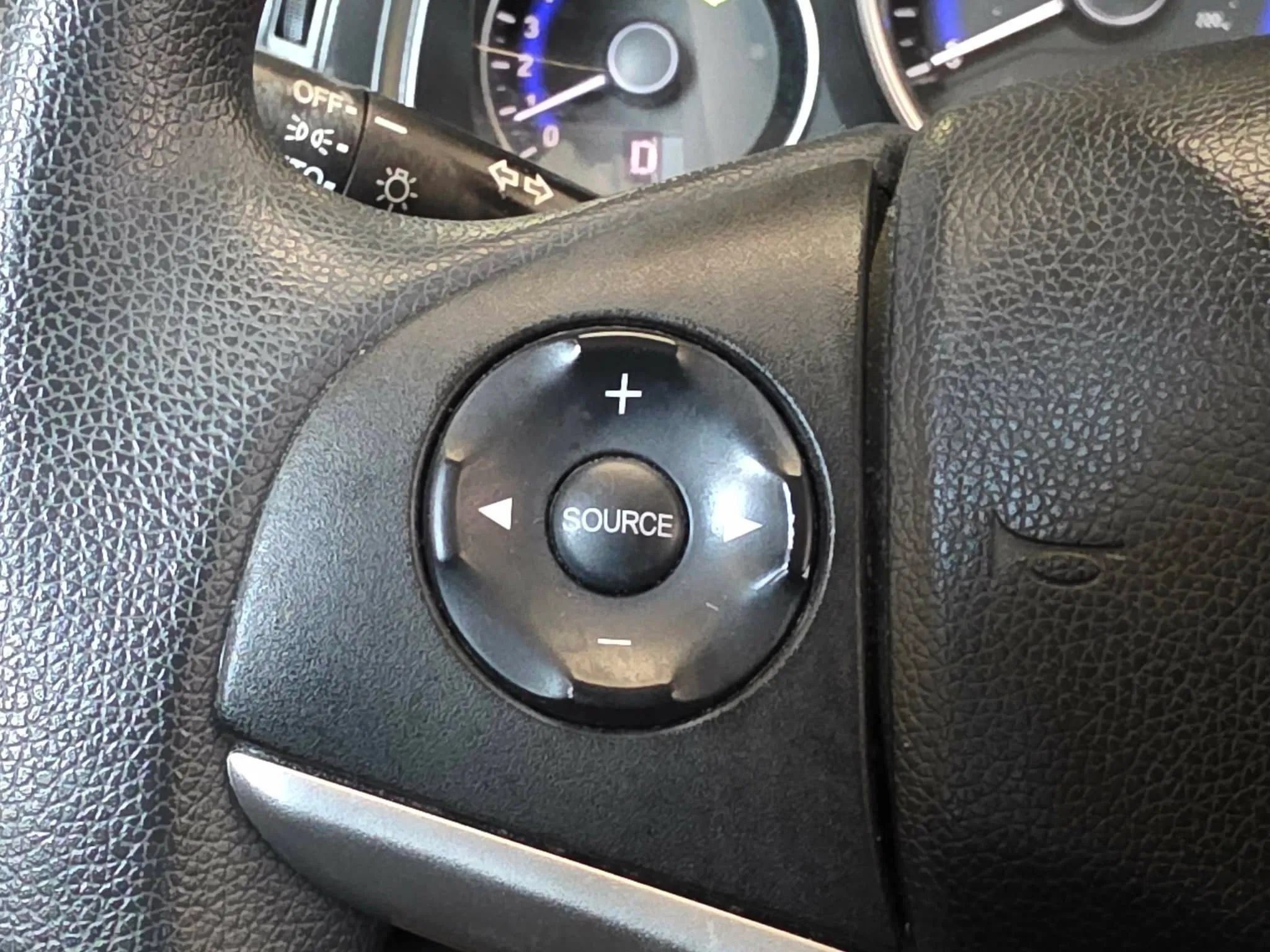 Used 2015 Honda Fit LX image 18
