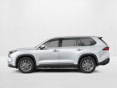 New 2026 Toyota Grand Highlander Platinum image 3