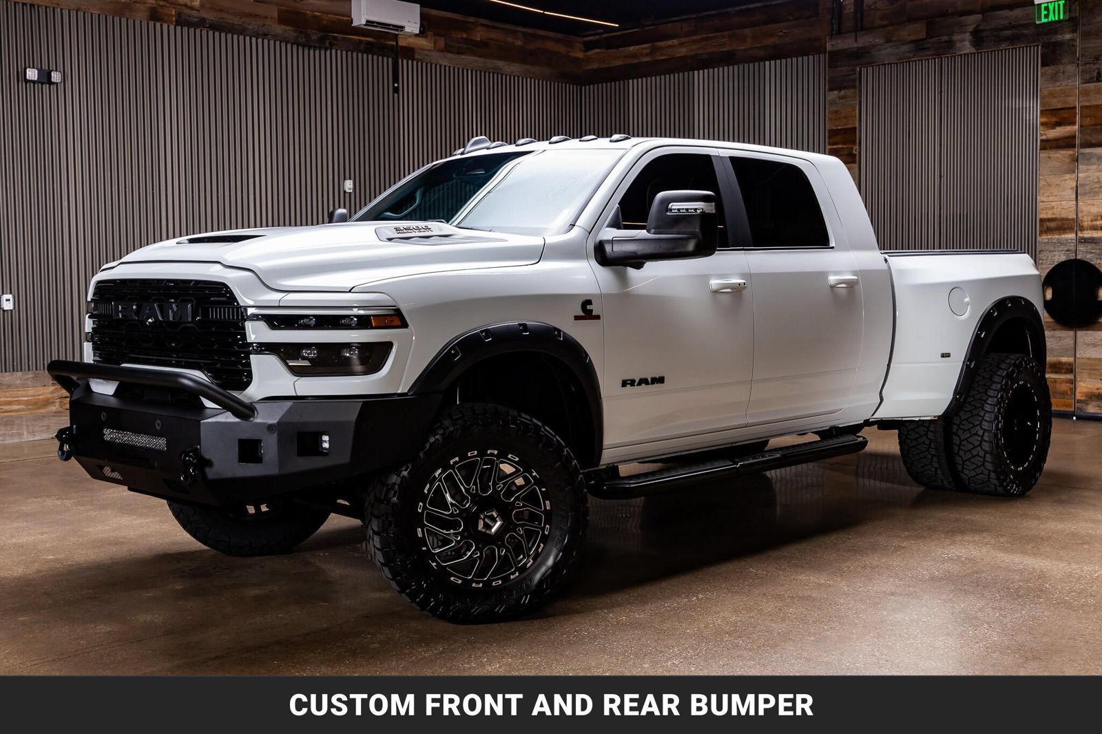 Used 2025 RAM 3500 Laramie w/ Night Edition AWD/4WD image 4