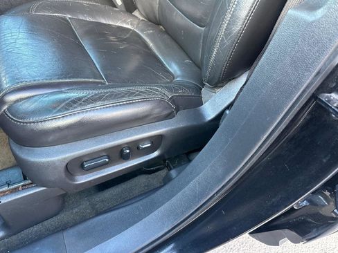 Used 2013 Ford Explorer Limited image 22