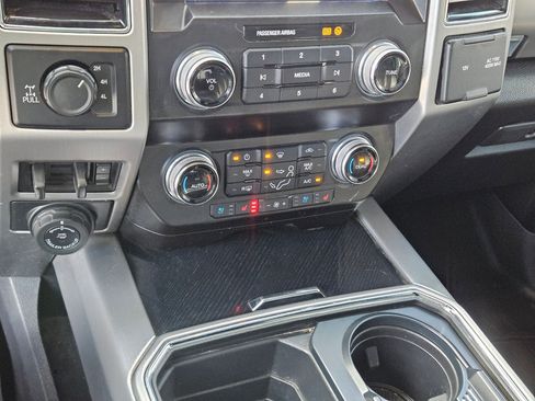 Used 2020 Ford F350 Platinum AWD/4WD image 28