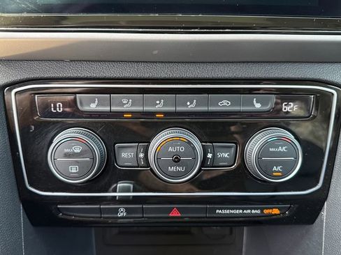 Certified 2023 Volkswagen Atlas SE w/ Panoramic Sunroof Package image 20