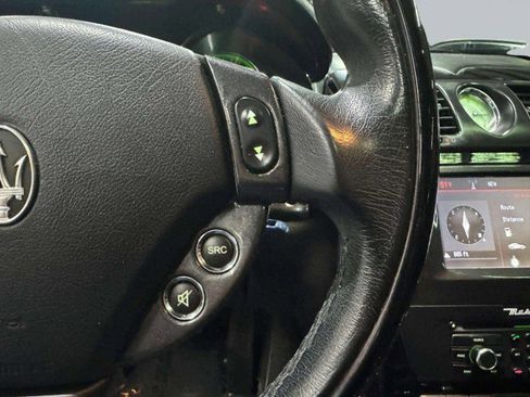 Used 2013 Maserati Quattroporte S image 27