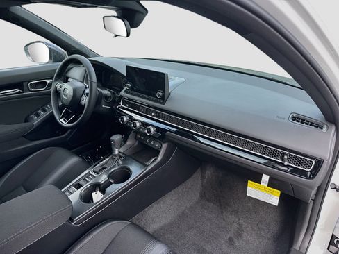 Certified 2026 Honda Civic Sport image 24
