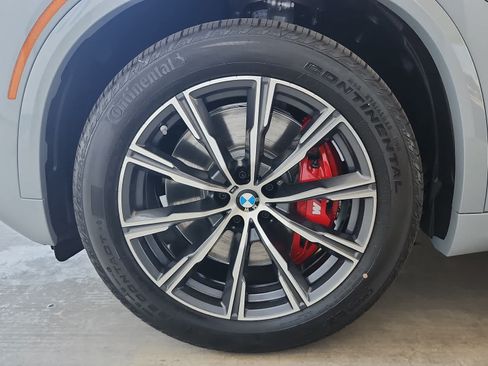 New 2026 BMW X5 xDrive50e w/ M Sport Package AWD/4WD image 7