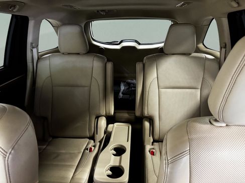 Used 2017 Toyota Highlander Limited AWD/4WD image 39
