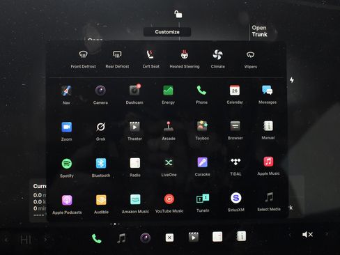 Used 2023 Tesla Model 3 Standard Range image 38