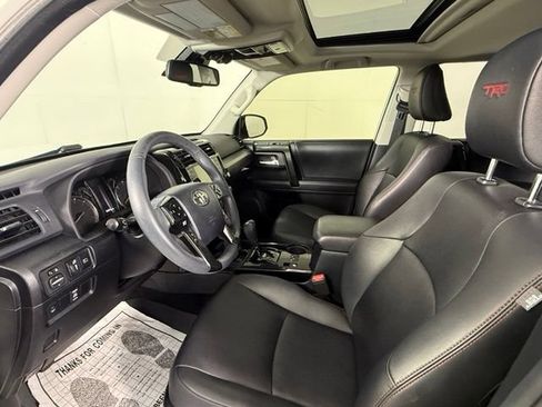 Used 2021 Toyota 4Runner Venture w/ Moonroof Package AWD/4WD image 5