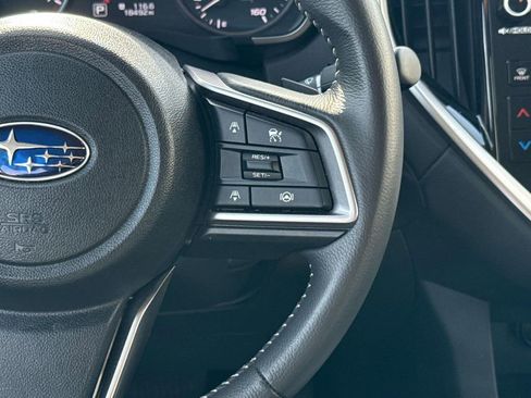 Used 2024 Subaru Ascent Premium w/ Convenience Package image 17