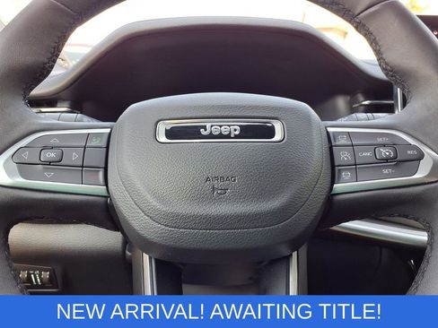 Used 2025 Jeep Compass Limited AWD/4WD image 14