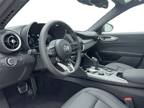 New 2026 Alfa Romeo Giulia w/ Driving Assist Package RWD image 15