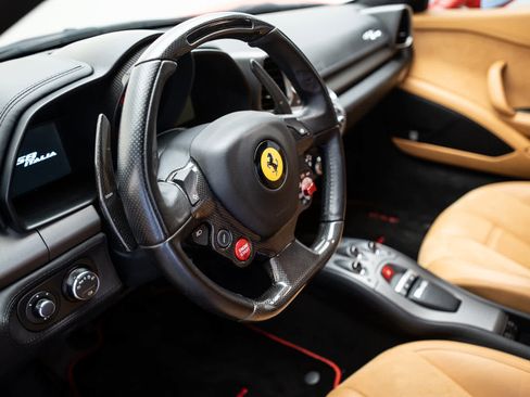 Certified 2012 Ferrari 458 Italia Coupe image 17