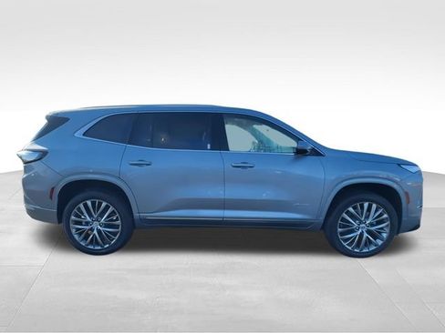 New 2026 Buick Enclave Avenir w/ Super Cruise Package FWD image 9
