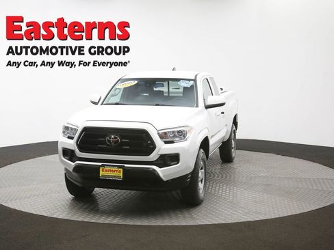 Used 2022 Toyota Tacoma SR w/ SR Convenience Package image 52