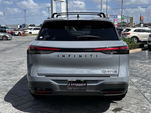 Certified 2026 INFINITI QX60 Sport w/ Dark Cargo Package AWD/4WD image 4