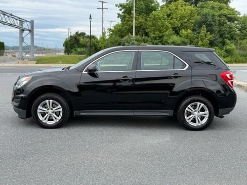 Used 2017 Chevrolet Equinox LS FWD image 9