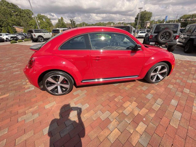 Used 2012 Volkswagen Beetle 2.0T FWD image 36