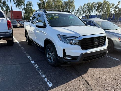 Used 2023 Honda Ridgeline RTL-E image 3