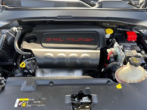 Certified 2022 Jeep Compass High Altitude image 9