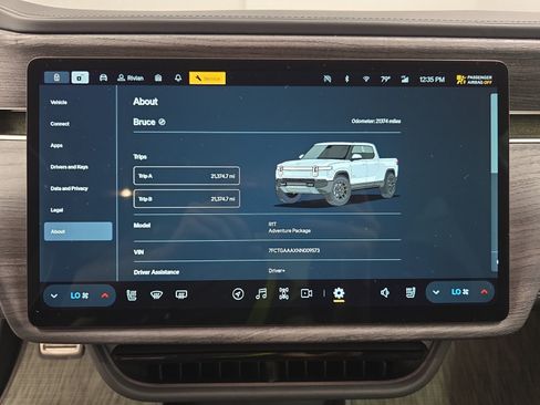 Used 2022 Rivian R1T Adventure AWD/4WD image 25