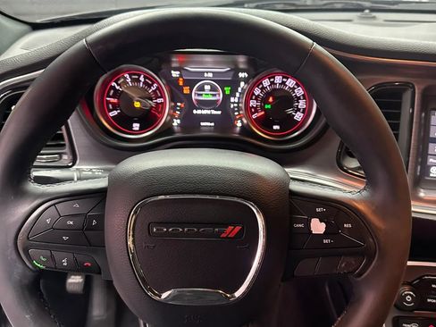 Used 2018 Dodge Challenger SXT RWD image 20