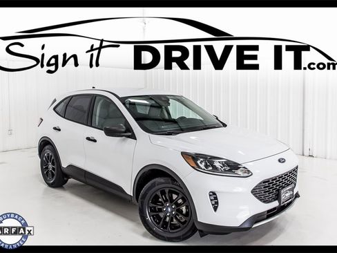 Used 2020 Ford Escape S image 1
