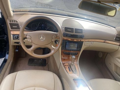 Used 2007 Mercedes-Benz E 350 Sedan image 25