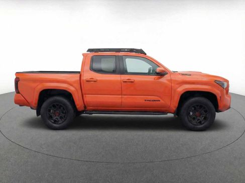 Used 2024 Toyota Tacoma TRD Sport w/ TRD Sport Premium Package image 10