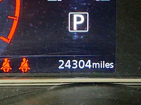 Used 2024 Nissan Versa SV FWD image 16