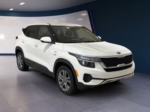 Certified 2021 Kia Seltos LX image 7