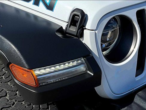 Used 2022 Jeep Wrangler Unlimited Rubicon 4xe w/ Cold Weather Group image 31