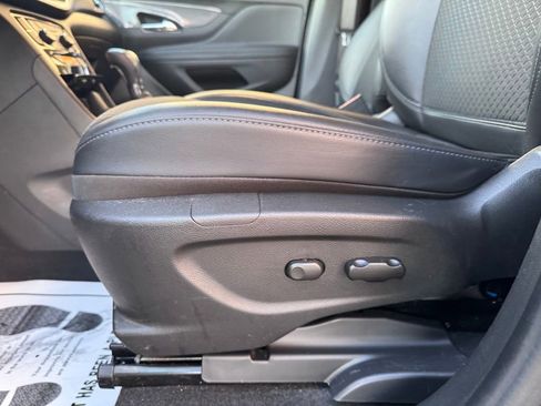 Used 2022 Buick Encore Preferred w/ Safety Package image 13