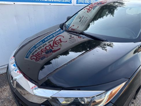 Used 2021 Honda HR-V EX image 9