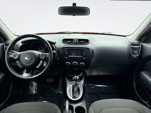 Used 2019 Kia Soul image 14