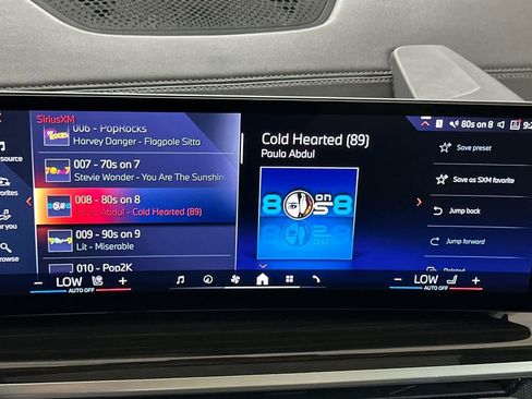 Used 2024 BMW X5 xDrive50e image 18