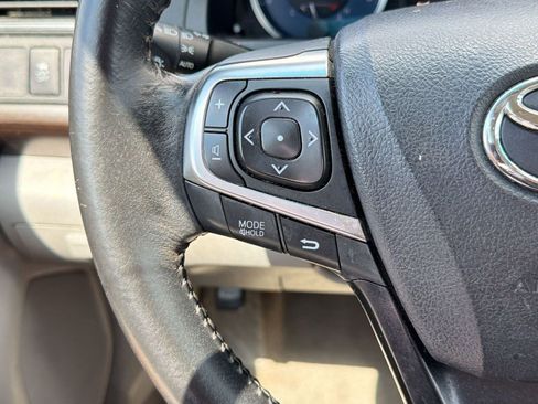 Used 2016 Toyota Camry XLE FWD image 15