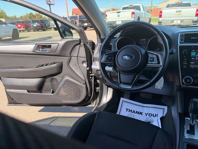 Used 2019 Subaru Outback 2.5i Premium AWD/4WD image 17