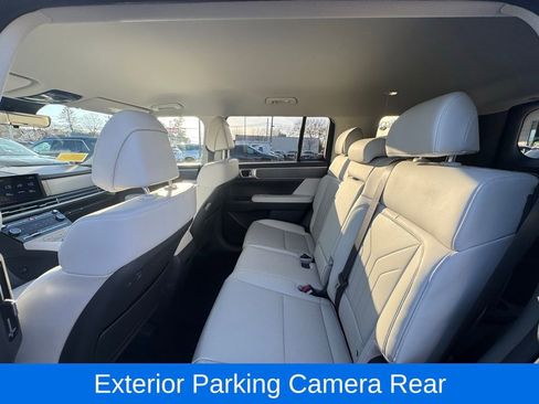 Used 2025 Hyundai Santa Fe SEL image 16