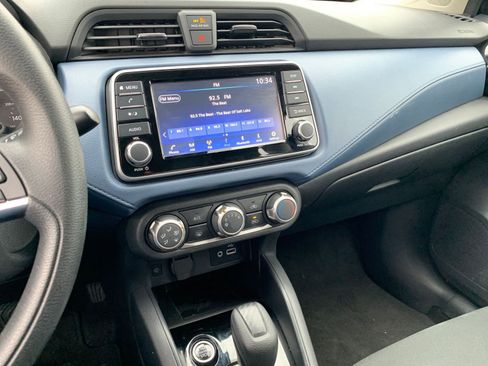 Used 2025 Nissan Versa SV w/ Trunk Package image 17