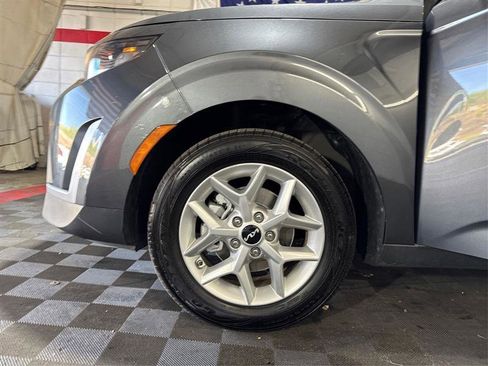Used 2023 Kia Soul LX w/ Option Group 015 FWD image 24