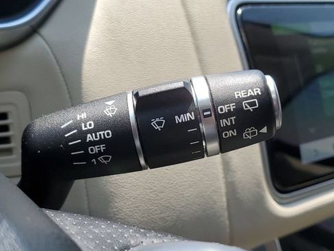 Used 2019 Land Rover Range Rover Sport HSE AWD/4WD image 15